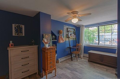 82 Chambers St, Manchester CT  06042-2912 exterior