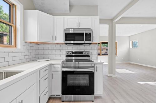 120 James St, Whitaker PA  15120-2714 exterior