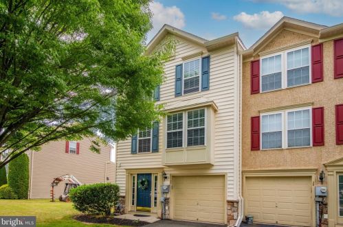 37 Dare Ln, Pottstown PA  19465-6601 exterior