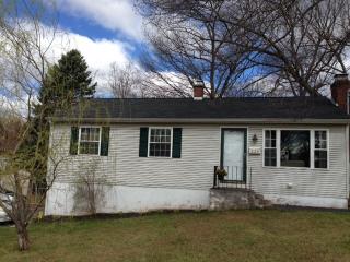 224 Lawncrest Dr, Southington, CT 06489-3924