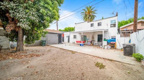 10800 State St, Lynwood CA  90262-1827 exterior