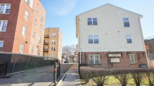 174 Clinton St, East Orange NJ  07018-3040 exterior