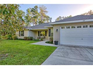 169 Bay Rd, Ocklawaha, FL 32179-5461