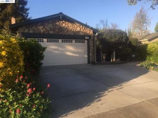 33312 Arizona St, Union City, CA 94587-3124