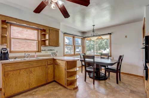 4272 72nd St, Milwaukee WI  53216-1038 exterior