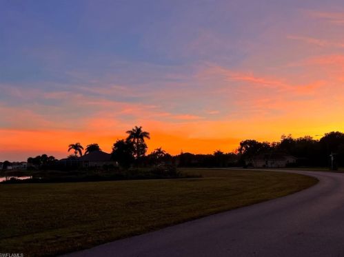 18061 Royal Hammock Blvd, Naples FL  34114-8944 exterior