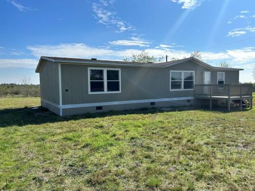 107 Appaloosa Dr, Uhland TX  78640-9104 exterior