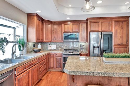 642 Colleen Dr, San Jose CA 95123-4509 exterior