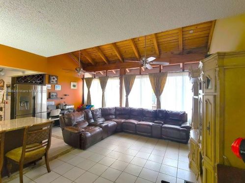 11218 15th Ct, Hollywood, FL 33026-2692