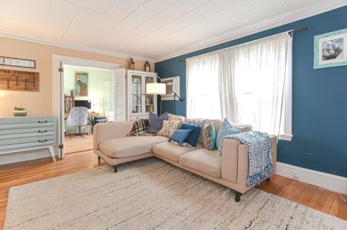 294 Metropolitan Ave, Boston MA exterior