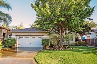 6213 Minarets Ave, Fresno, CA 93722-2848