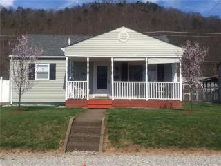 900 Dupont Ave, Nitro WV  25143-2116 exterior