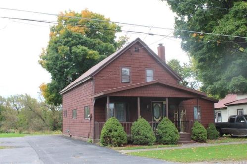 9892 Maple Ave, Copenhagen, NY 13626-3518