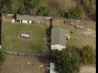 5653 Brooks Ln, Milton, FL 32571-8349