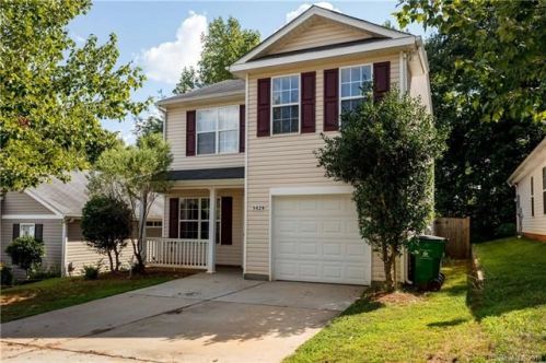 5029 Magnasco Ln, Charlotte, NC 28208-3182
