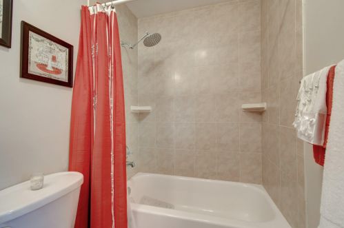 239 Saxony, Delray Beach FL  33446-1842 exterior