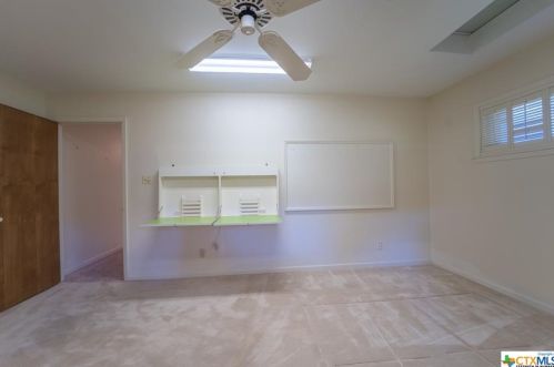 204 Yucca Dr, Victoria TX 77904-1116 exterior