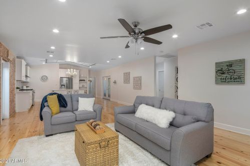 2621 10th St, Phoenix AZ  85006-1017 exterior