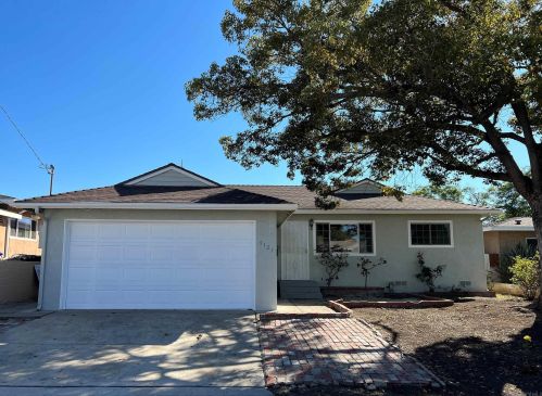 5127 Reynolds St, San Diego, CA 92114-6239