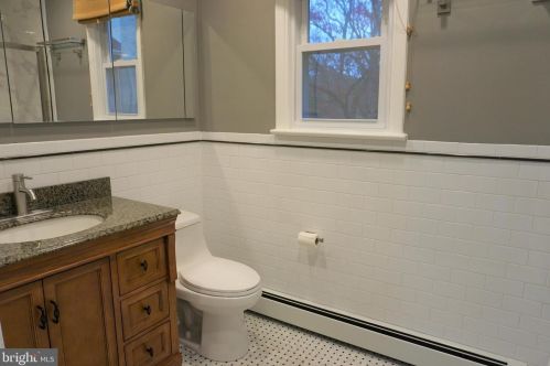 176 Dayleview Rd, Berwyn PA  19312-1207 exterior