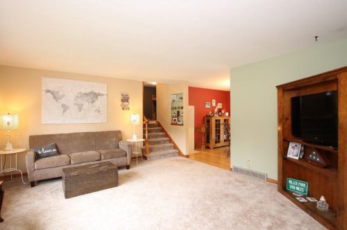 24 Tabbert Ave, Ripon, WI 54971-1015