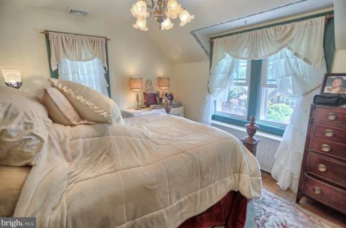 4300 Fritchey St, Harrisburg PA 17109-2810 exterior