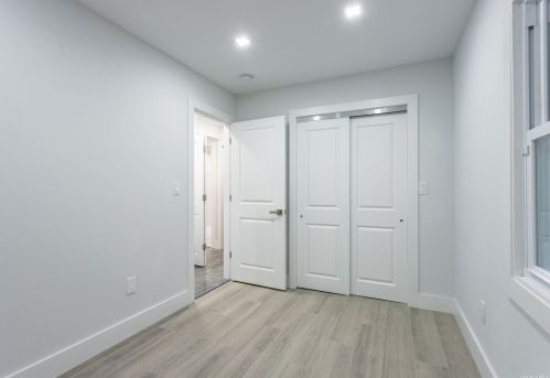 676 Mason St, Westbury NY  11590-4463 exterior