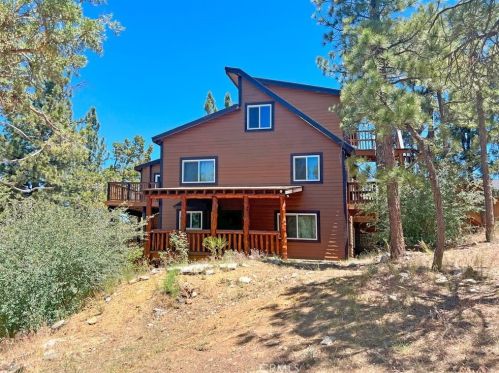 1300 Malabar Way, Big Bear City CA  92314-9216 exterior