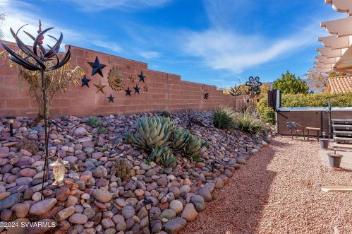 715 Wandering River Rd, Cornville AZ  86325-4804 exterior