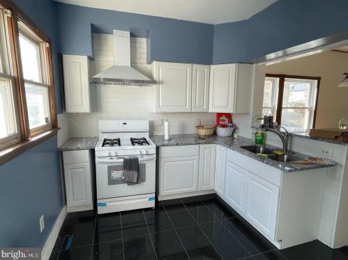 6026 Camden Ave, Camden NJ  08110-1703 exterior