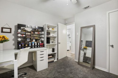 806 Gallant Fox Dr, Dallas TX  75211-6928 exterior