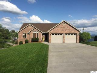 904 Holtsinger Dr, Dandridge, TN 37725-4912