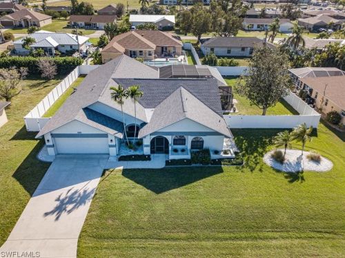 216 34th St, Cape Coral, FL 33914-5032