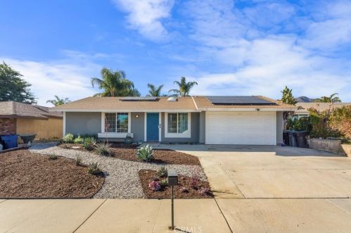 3871 Adams St, Lake Elsinore CA  92530-5312 exterior