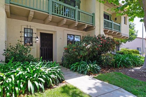 6868 Maple Leaf Dr, Carlsbad CA  92011-3947 exterior