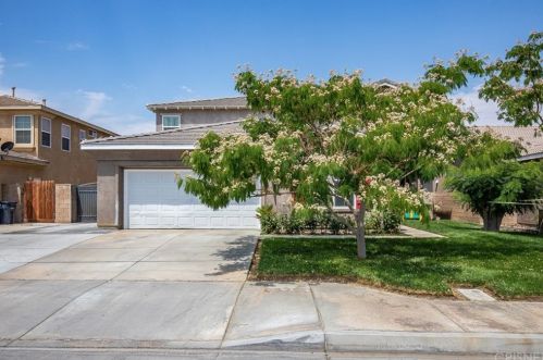44631 27th St, Lancaster, CA 93535-1769