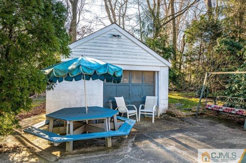 737 Crescent Ave, East Brunswick NJ  08816-5411 exterior