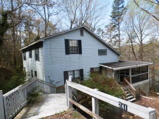 241 Dogwood Rd, Townville, SC 29689-3018