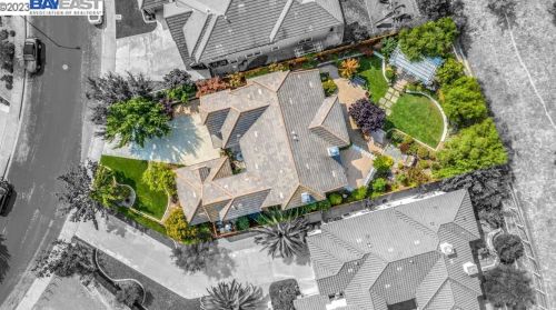 10864 Inspiration Cir, Pleasanton CA  94568-5562 exterior