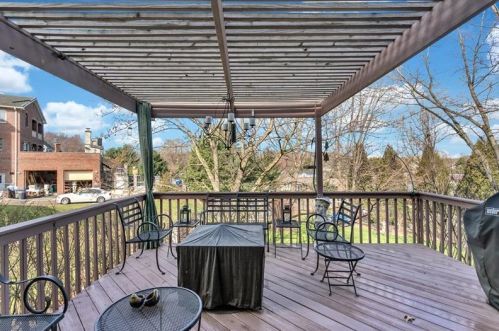 1204 Harmony Heights Dr, Harmony PA  16037-7628 exterior
