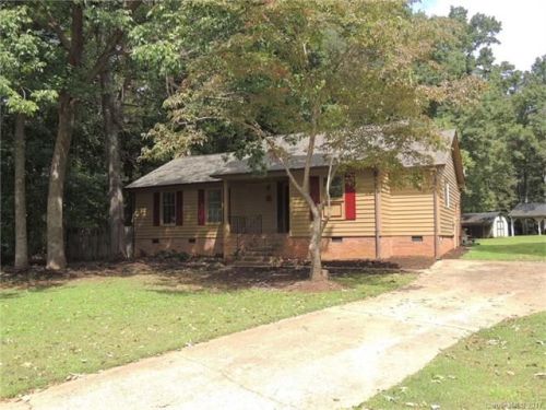 3028 Gatehouse Ct, Gastonia, NC 28056-9090