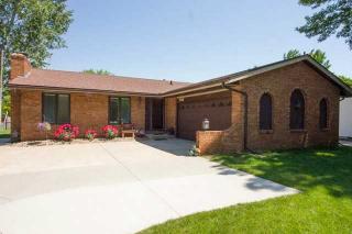 706 6th St, Ankeny, IA 50021-2002