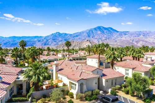 80847 Via Puerta Azul, La Quinta, CA 92253-7754