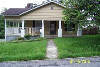 2222 Woodrow Dr, Knoxville, TN 37918-1749