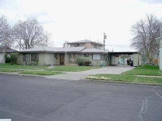 1114 Park St, Pasco, WA 99301-4807