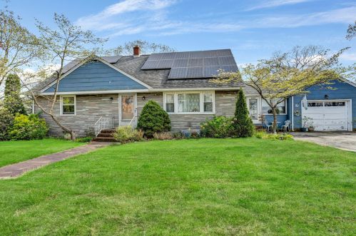 3202 River Rd, Point Pleasant Beach, NJ 08742-2068