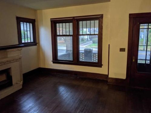 360 Main St, Greenville, PA 16125-1812