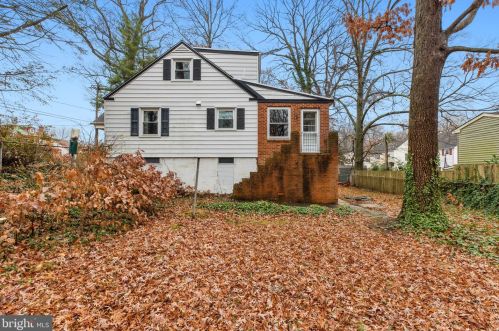 1224 Newport Pike, Wilmington DE  19804-1941 exterior