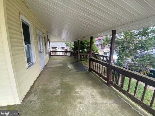 9 Kapella Ave, Somers Point NJ  08244-2507 exterior