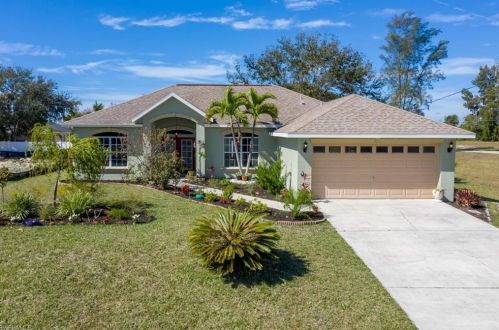 3710 13th Ave, Cape Coral, FL 33909-6459